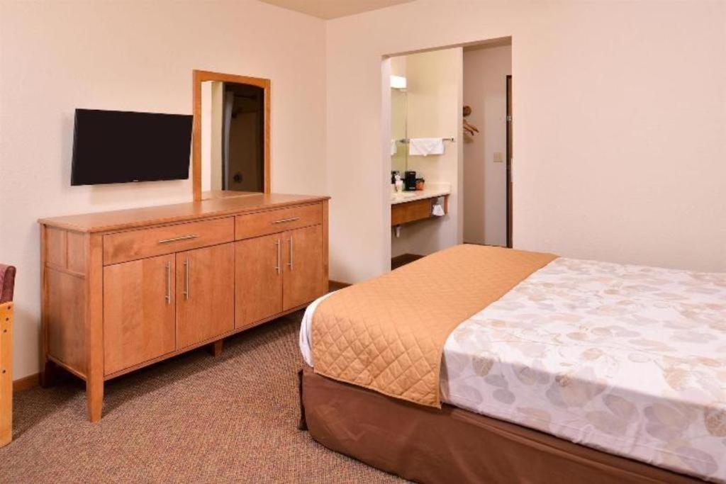 Americas Best Value Inn Missouri Valley Esterno foto