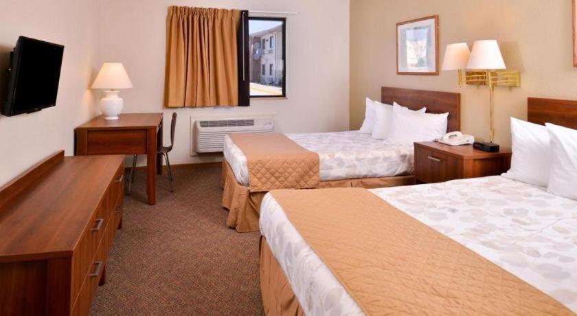 Americas Best Value Inn Missouri Valley Esterno foto